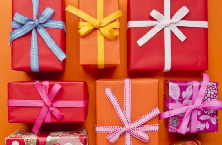 Know Various Types of Gift Items that Express Fun